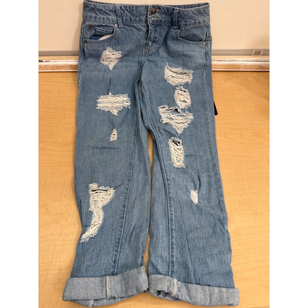 Forever 21 Distressed Boyfriend Jeans Light Wash Ripped Denim Size 24